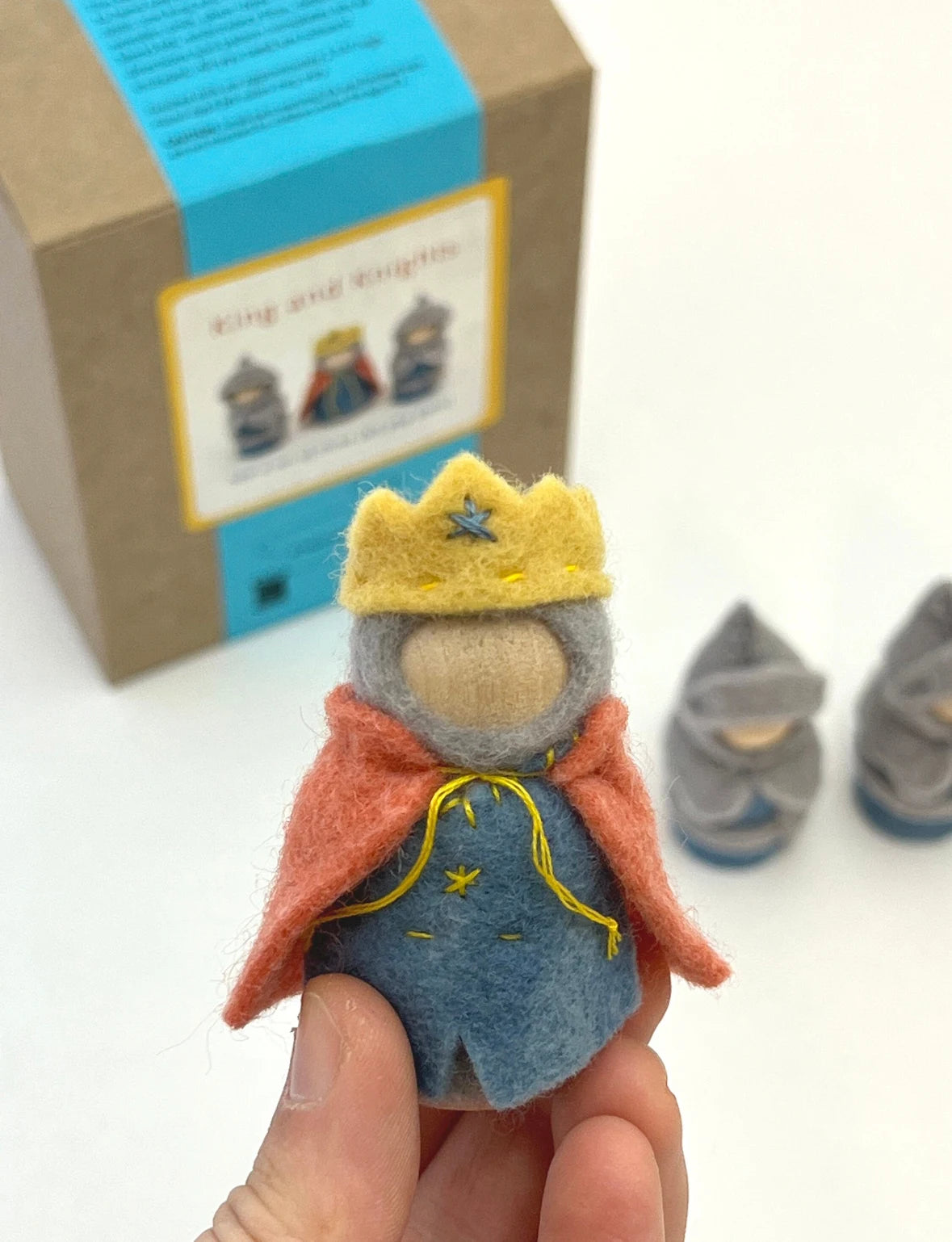 Peg Doll Craft Kit for King and Knights - Alder & Alouette