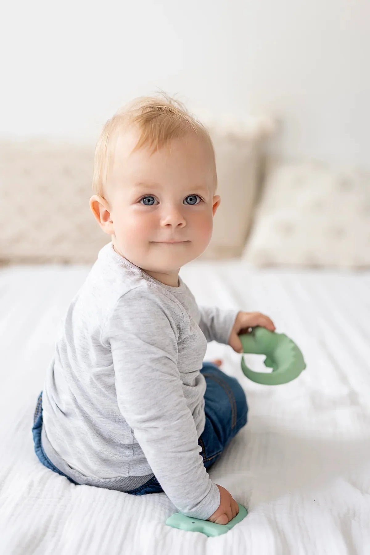 Tikiri Teether, Rattle, Bath & Pretend Play Toy - Alder & Alouette