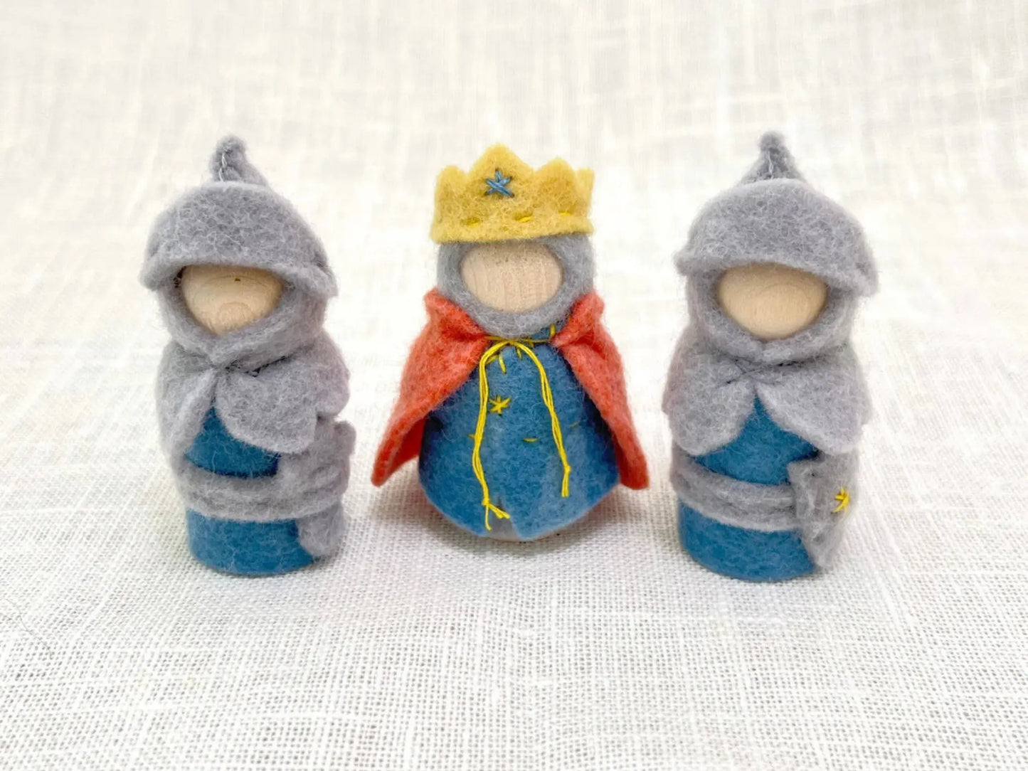 Blank Wooden Peg Dolls — Birchwood Craft Figures in Assorted Sizes