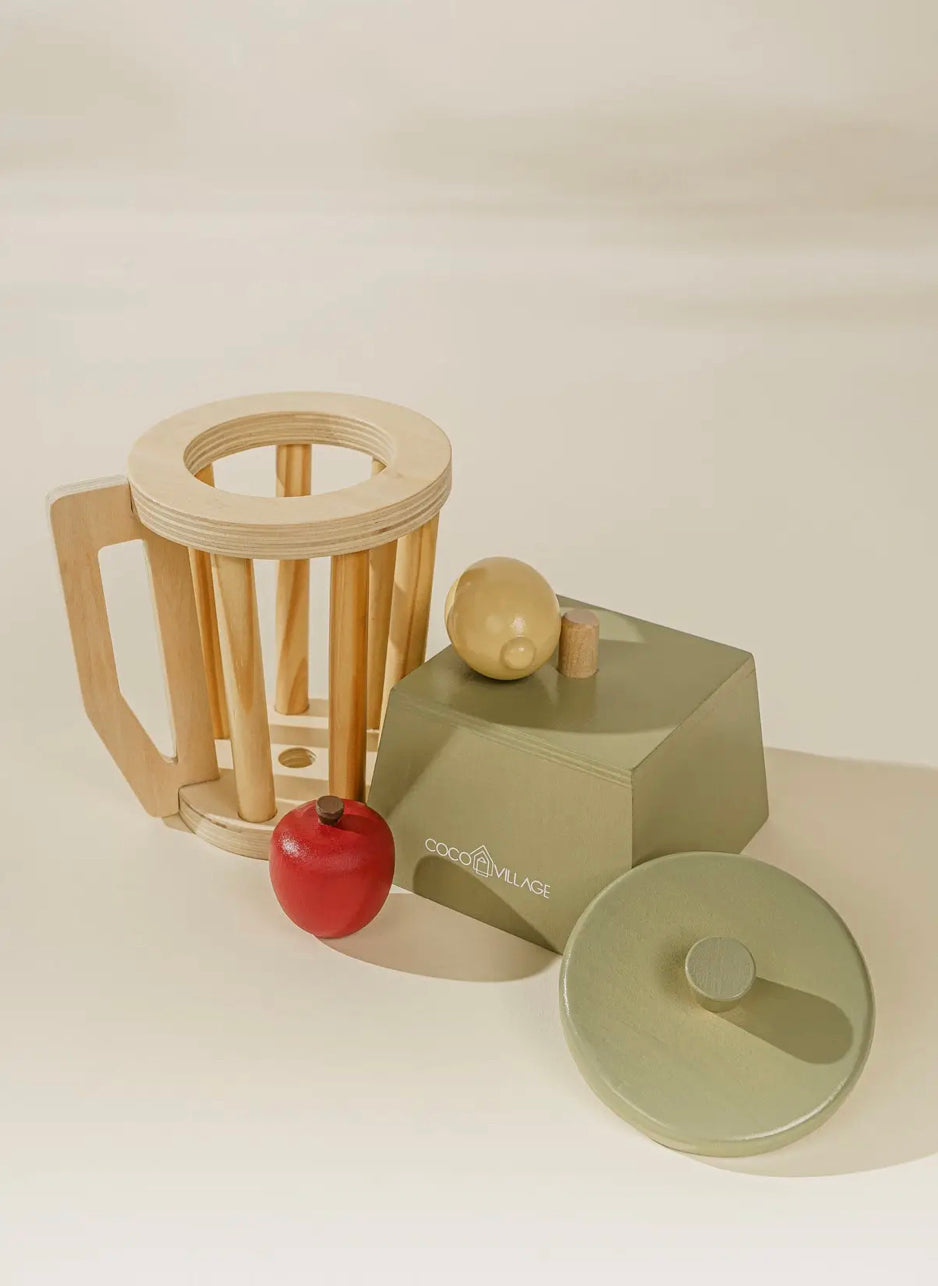 Coco Village | Wooden Smoothie Blender with Fruit - Alder & Alouette