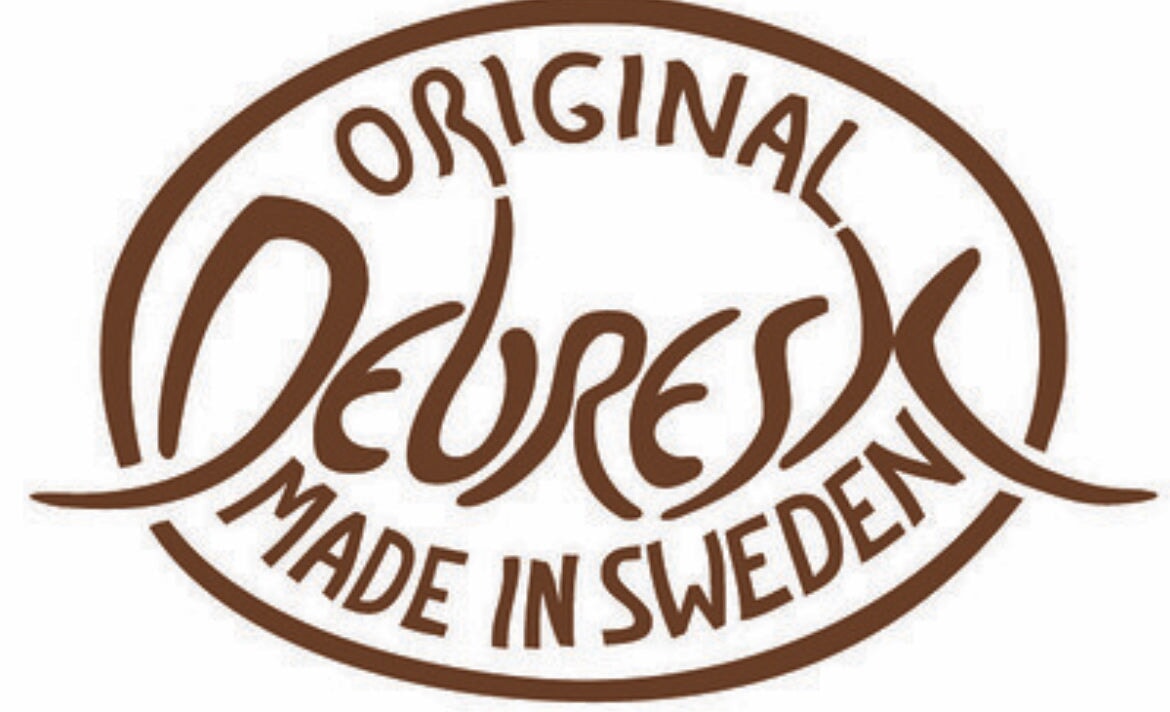 Debresk Logo for Wooden Toys - Alder & Alouette