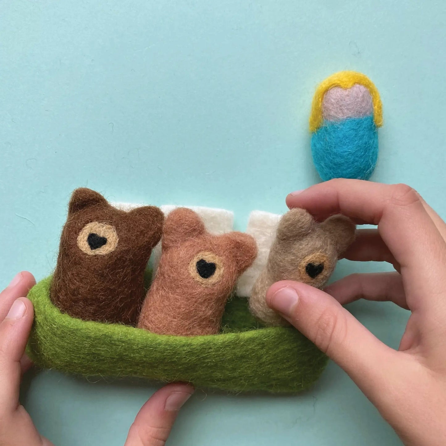 Goldilocks and the Three Bears Storytelling Props - Alder & Alouette