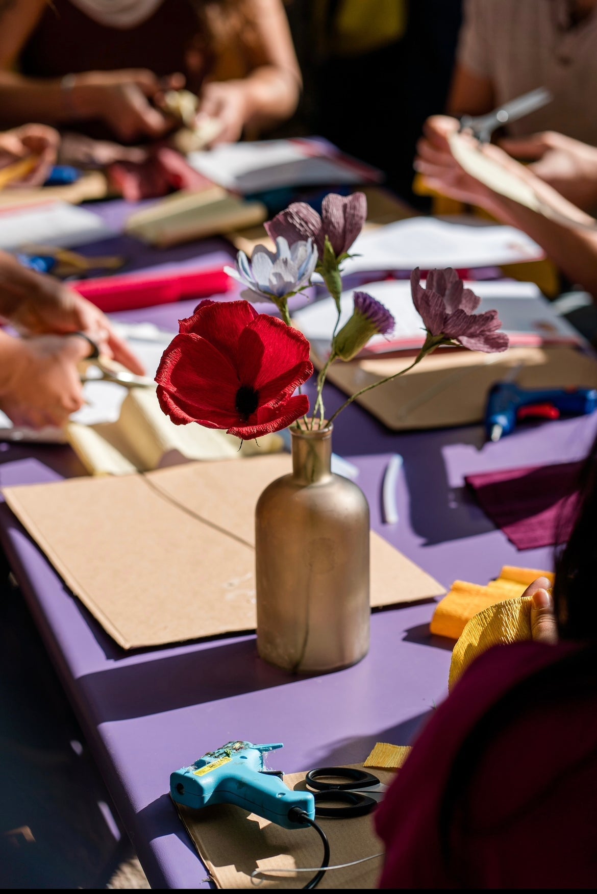 Crepe Paper Flowers, photo by Gabriella Clare Marino - Visit Alder & Alouette for German crepe paper