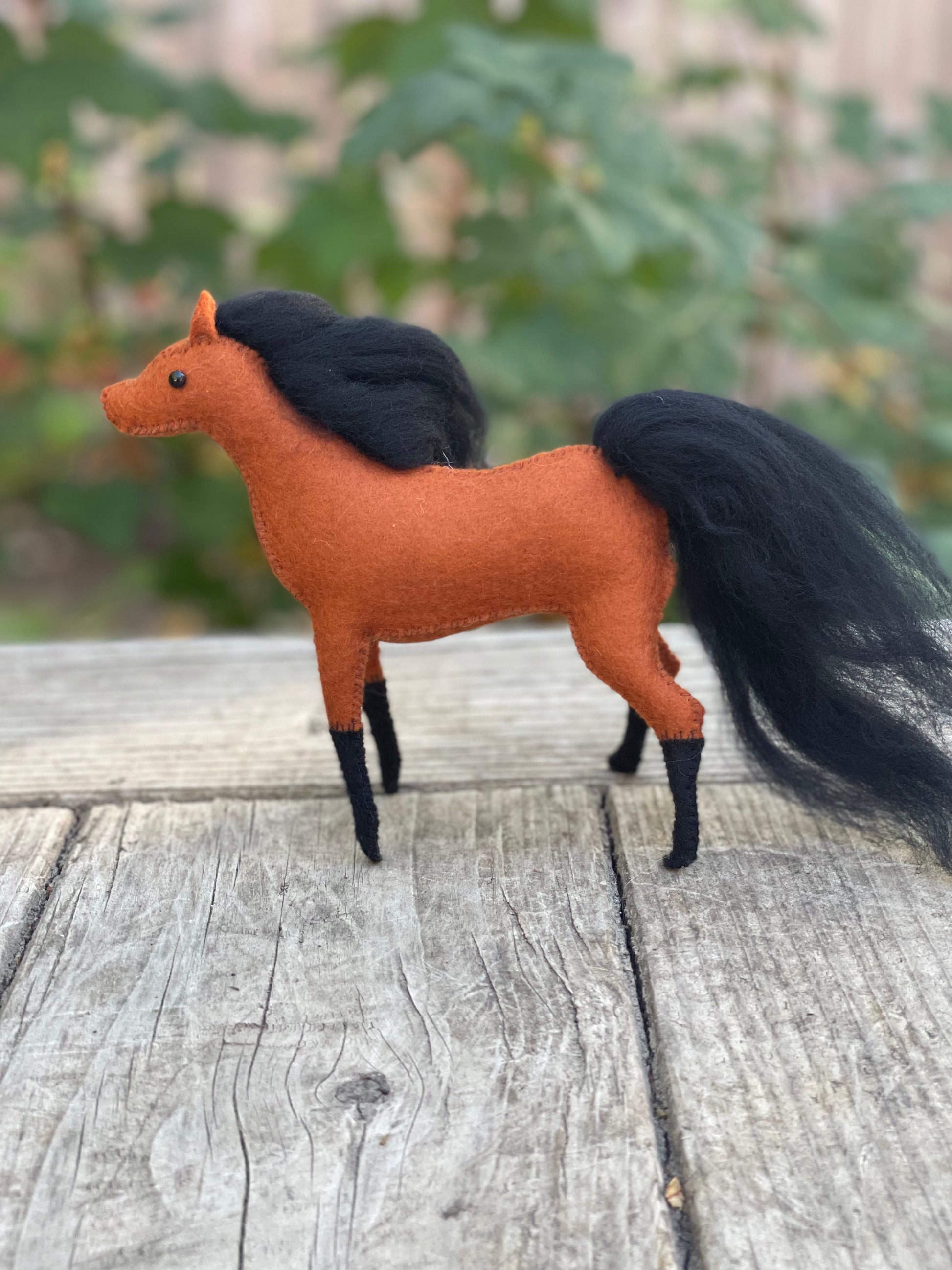 Lexi Christian Designs, Merino Wool Horse Craft Kit - Alder & Alouette