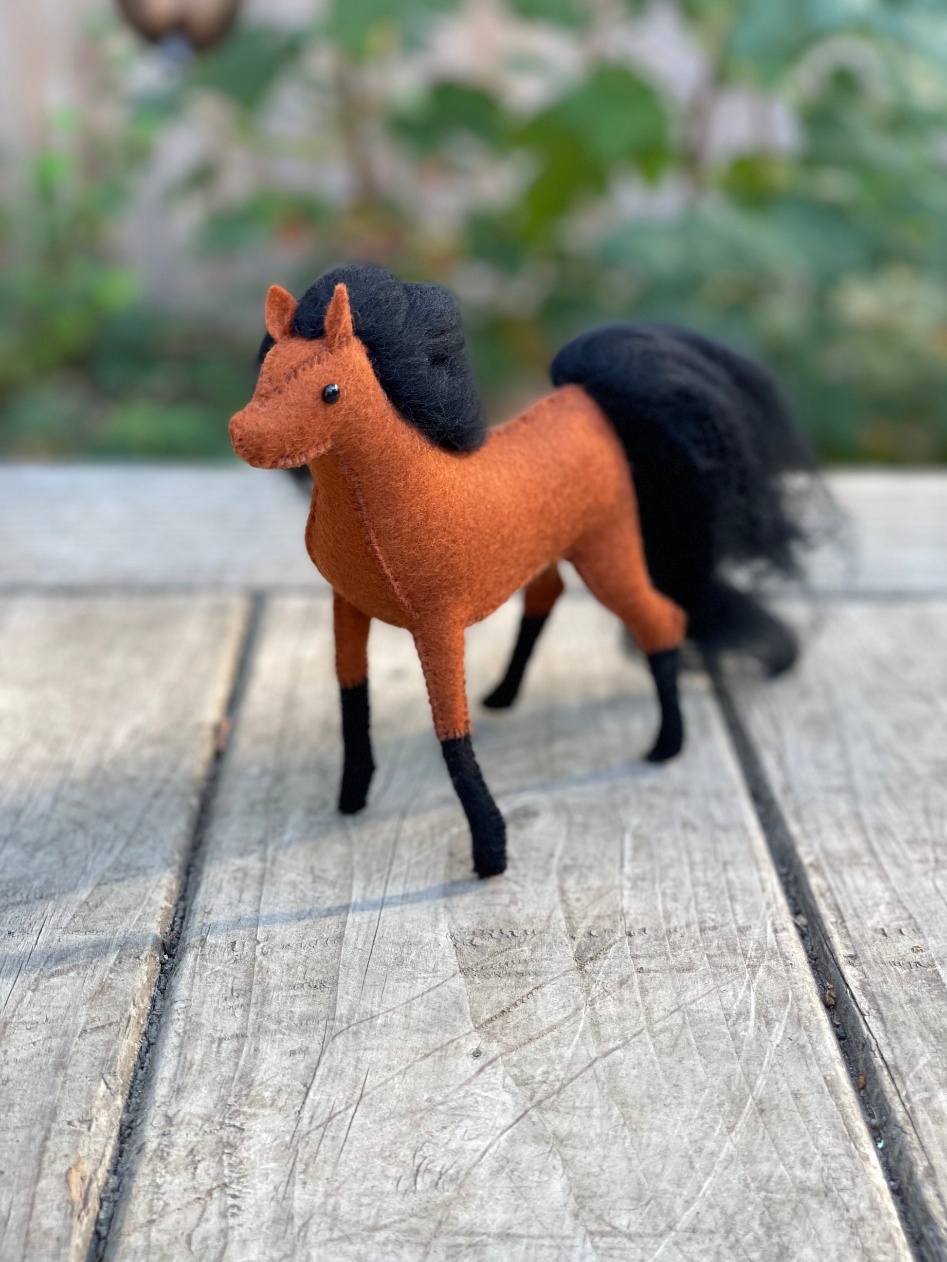 Lexi Christian Designs, Merino Wool Horse Craft Kit - Alder & Alouette