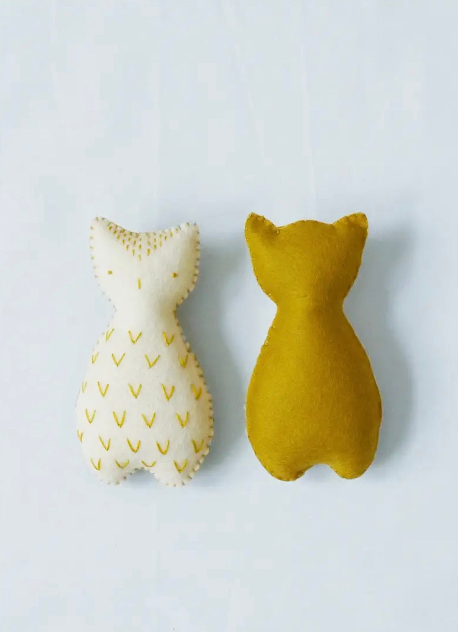 Little Pocket Pal Hand Sewing Kit For Kids in Golden - Alder & Alouette
