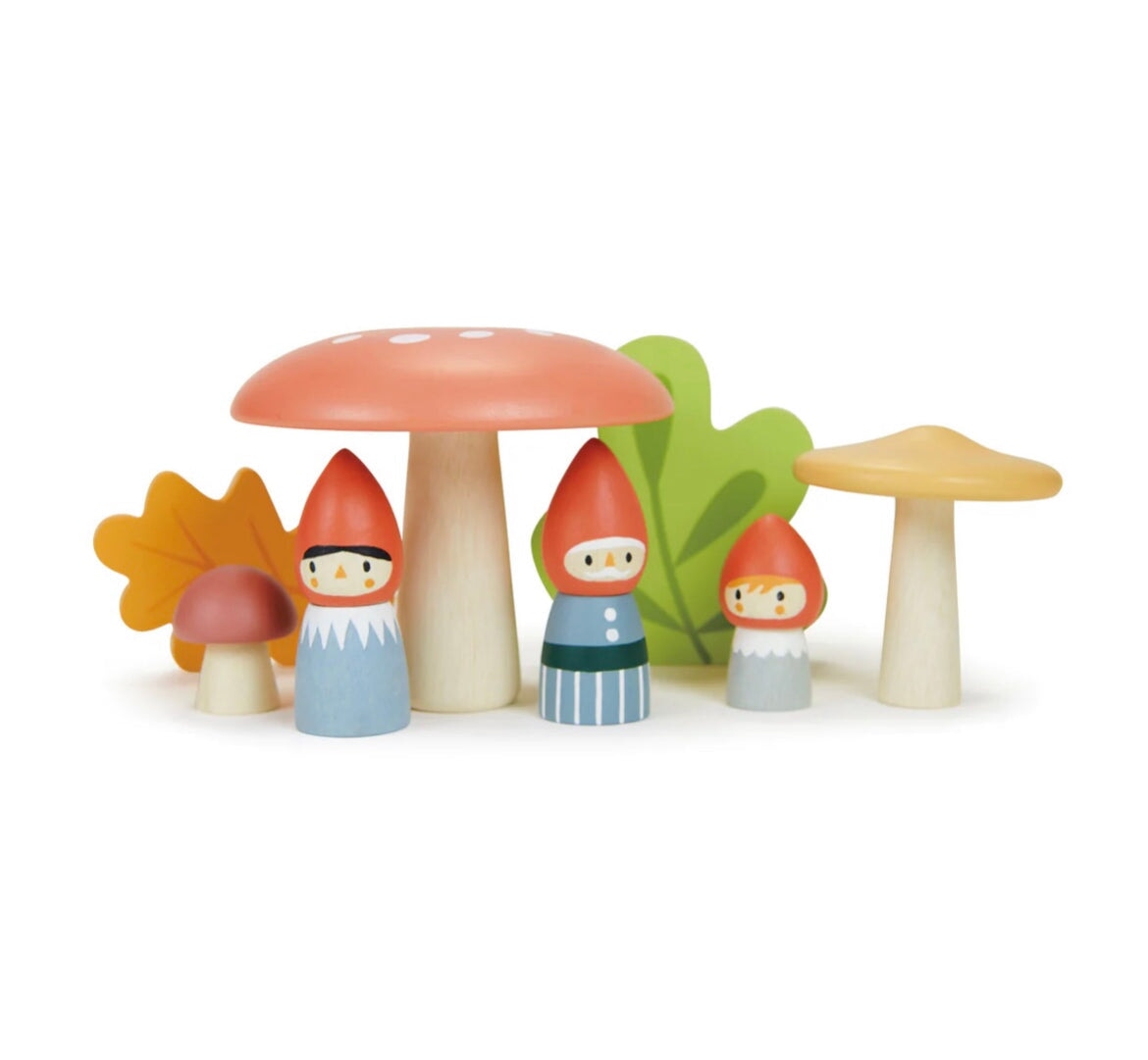 Woodland Gnome Family by Tender Leaf Toys