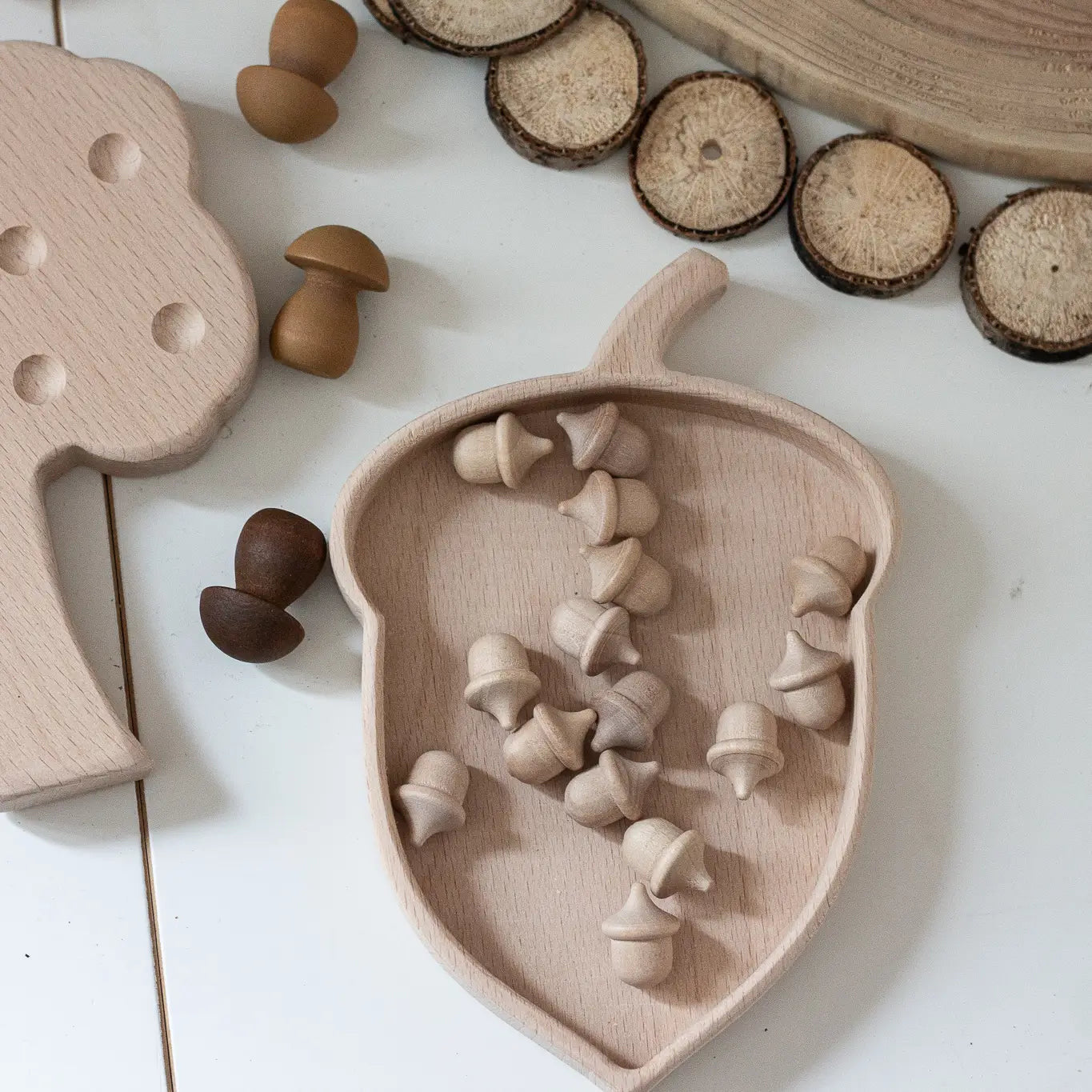 Wooden Acorns with or without a Drawstring Cotton Bag
