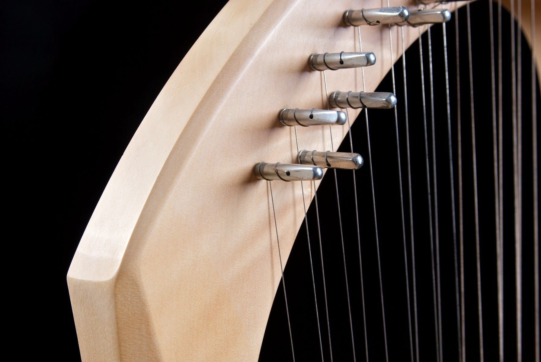 Auris Lyre (LTS)Chromatic Lyre - 23 String String Instruments - Alder & Alouette