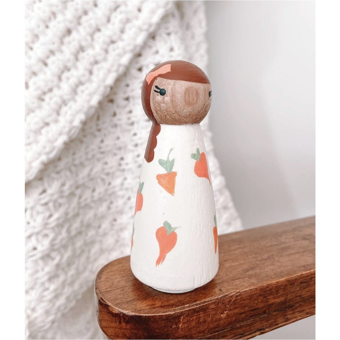 Hand Painted Wooden Peg Dolls | Dollhouse Doll - Alder & Alouette
