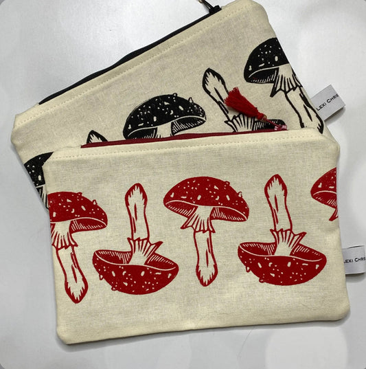 Linen Mushroom Zipper Pouch | Pencil Bag - Alder & Alouette