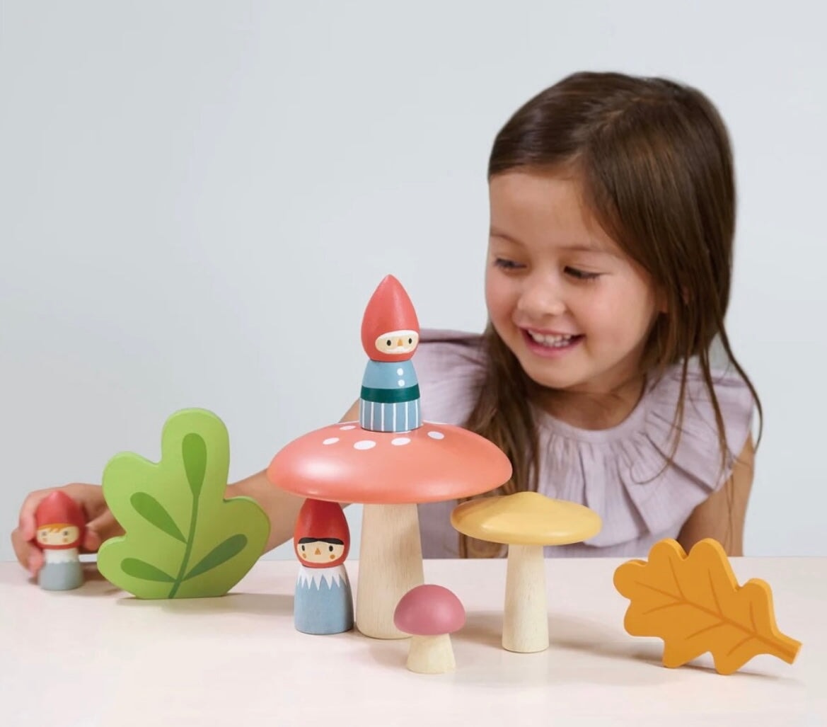Woodland Gnome Family by Tender Leaf Toys
